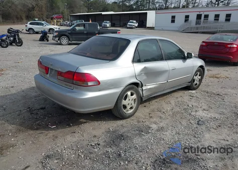 2001 Honda Accord 2.3 Lx z USA, uszkodzony, nr VIN 1HGCG56401A010637